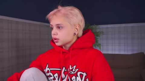 Emma online show from 07-22-26, 02:25
