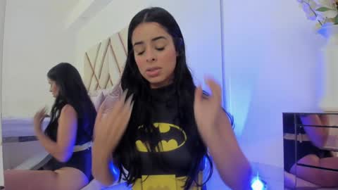 Emma Castillo online show from 02-09-25, 01:22