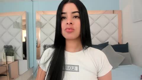Emma Castillo online show from 09-22-25, 04:58