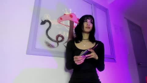 Snapshot of emma_cg chatting on 05-04-26, 09:33 Emma Or you can call me cutie online show from 05-04-26, 09:33