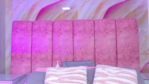 Emma online show from 03-10-26, 03:11