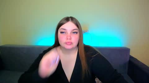 Snapshot of emma_dorn chatting on 02-01-25, 11:21 Eva online show from 02-01-25, 11:21