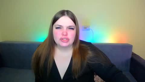 Snapshot of emma_dorn chatting on 02-06-25, 11:21 Eva online show from 02-06-25, 11:21