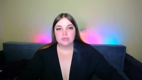 Snapshot of emma_dorn chatting on 02-07-25, 05:18 Eva online show from 02-07-25, 05:18