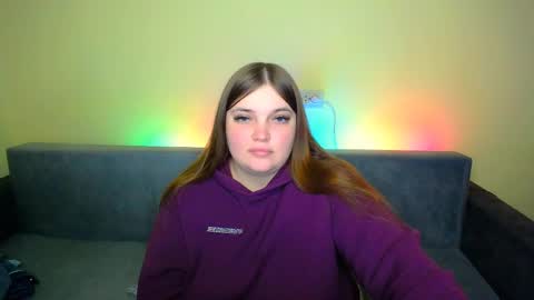 Snapshot of emma_dorn chatting on 02-12-25, 03:49 Eva online show from 02-12-25, 03:49