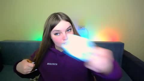 Snapshot of emma_dorn chatting on 02-15-25, 05:19 Eva online show from 02-15-25, 05:19