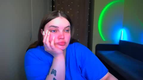 Snapshot of emma_dorn chatting on 10-12-25, 11:42 Eva online show from 10-12-25, 11:42