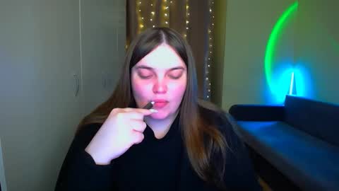 Snapshot of emma_dorn chatting on 11-02-25, 06:16 Eva online show from 11-02-25, 06:16