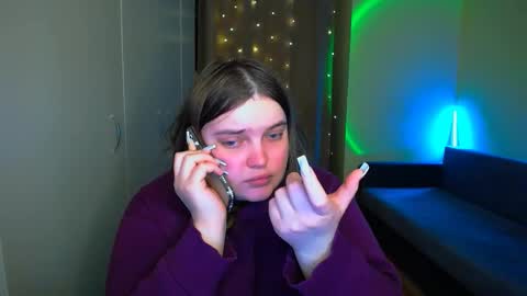 Snapshot of emma_dorn chatting on 11-21-25, 01:43 Eva online show from 11-21-25, 01:43