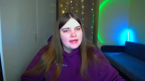 Snapshot of emma_dorn chatting on 11-26-25, 11:44 Eva online show from 11-26-25, 11:44