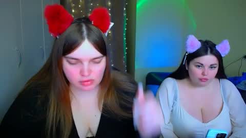 Snapshot of emma_dorn chatting on 11-29-25, 09:01 Eva online show from 11-29-25, 09:01