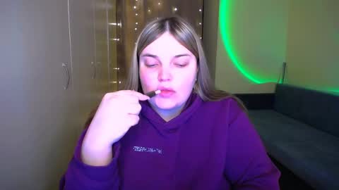 Eva online show from 04-08-26, 05:24