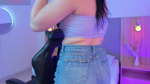 E M M A online show from 02-02-26, 09:57