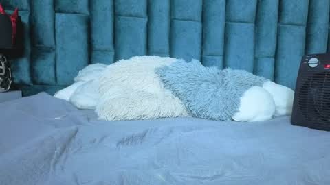 Emma online show from 03-30-26, 09:27