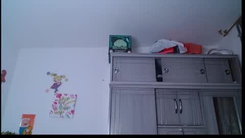 Snapshot of emma_jan_ chatting on 01-18-26, 06:39 Emma jan online show from 01-18-26, 06:39