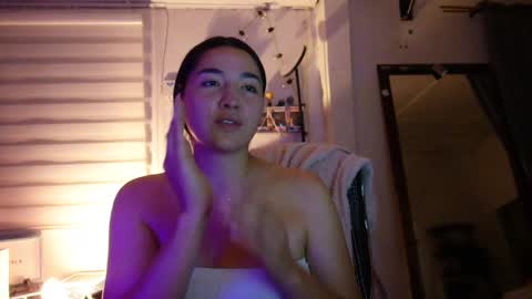 emma_johnson_ online show from 12-04-24, 02:09