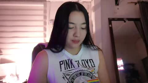 emma_johnson_ online show from 12-13-24, 02:32