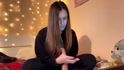 emma_just online show from 02-21-25, 08:40