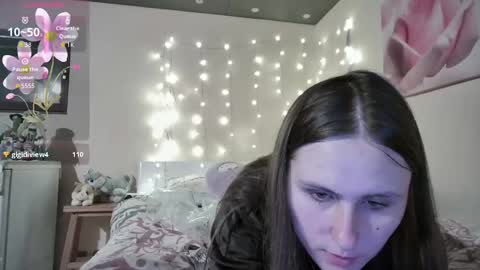 emma_just online show from 10-11-25, 07:34
