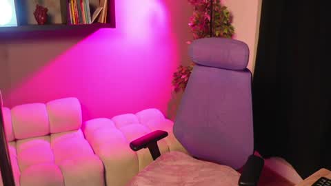Emma online show from 06-23-26, 11:58