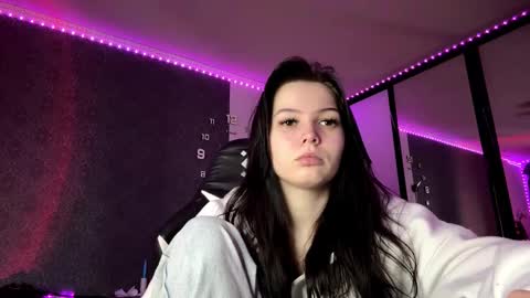 Veya online show from 03-10-26, 07:13