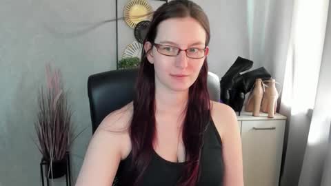 emma online show from 06-03-26, 02:33