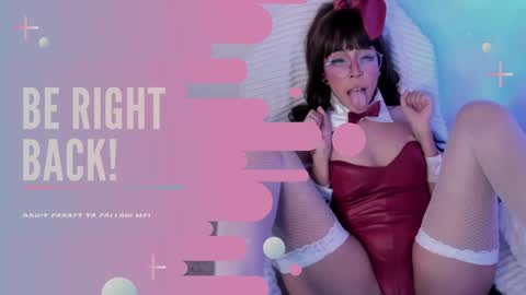     online show from 02-06-25, 01:10