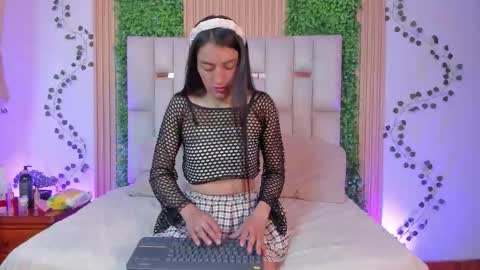 Emma online show from 01-15-26, 04:55