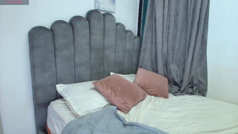 emma_saenz01 online show from 05-08-26, 01:33