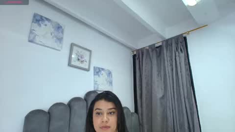 emma_saenz01 online show from 05-24-26, 01:54
