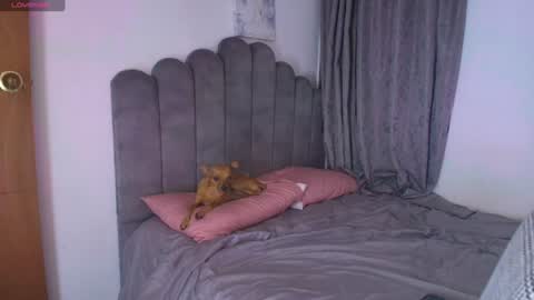 Snapshot of emma_saenz01 chatting on 07-27-26, 10:50 emma_saenz01 online show from 07-27-26, 10:50
