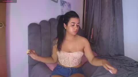 Snapshot of emma_saenz01 chatting on 07-28-26, 06:42 emma_saenz01 online show from 07-28-26, 06:42
