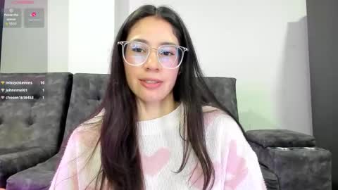 Snapshot of emma_sandovaal chatting on 02-02-26, 03:27 Emma online show from 02-02-26, 03:27