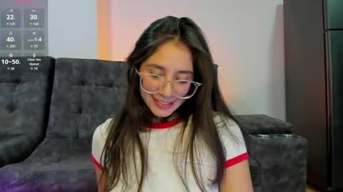 Emma online show from 06-17-26, 05:54