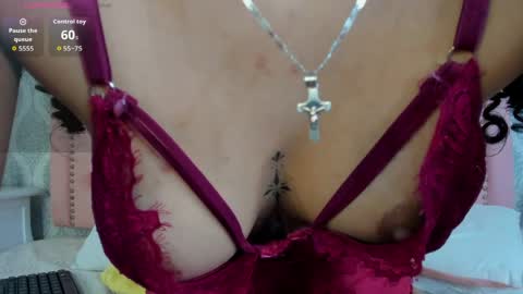 emma scott 7 online show from 04-18-26, 11:47