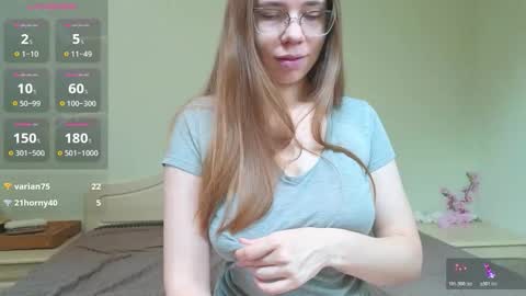 Emma-milky-tits online show from 11-07-25, 04:56