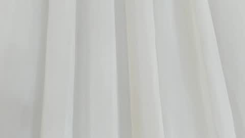 Snapshot of emma_torres__ chatting on 05-11-26, 12:33 Ema online show from 05-11-26, 12:33
