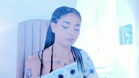 Snapshot of emma_torres__ chatting on 05-30-26, 08:06 Ema online show from 05-30-26, 08:06