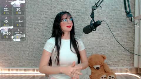 Emma  online show from 05-19-26, 02:51