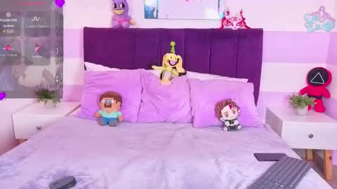 Emma online show from 03-27-26, 07:35