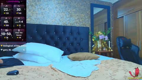 Snapshot of emma_xue chatting on 02-06-25, 11:04 Emma online show from 02-06-25, 11:04