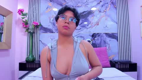 Snapshot of emmaa_lex chatting on 09-24-25, 02:37 Emma online show from 09-24-25, 02:37