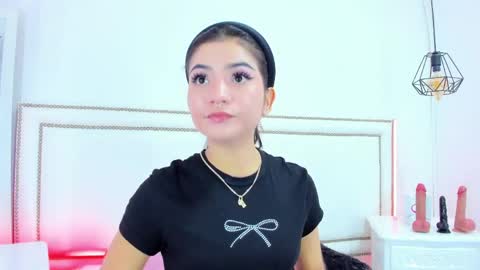 Emma  online show from 05-02-26, 07:41