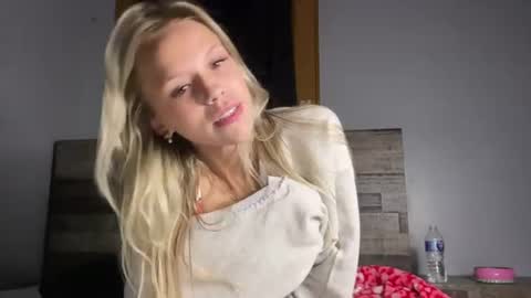 Emma Bennett online show from 06-25-26, 02:11