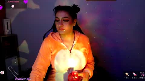 modelo independente online show from 03-09-25, 03:11