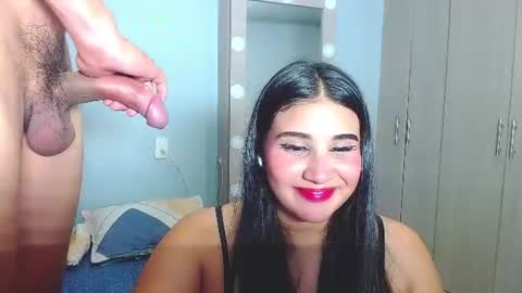Snapshot of emmaandpablo_mask11 chatting on 07-18-26, 10:57 emmaandpablo_mask11 online show from 07-18-26, 10:57