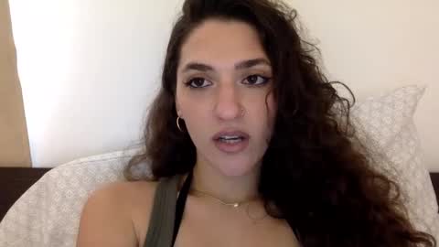 Emma online show from 01-22-25, 06:10