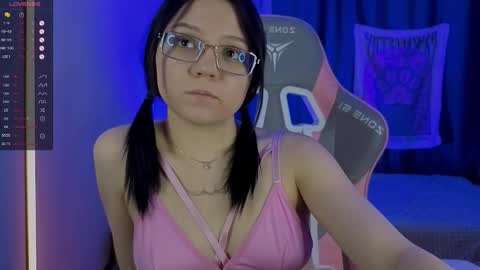 Emma online show from 10-20-25, 07:42