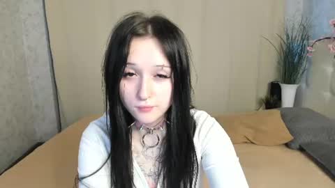 Snapshot of emmablissa chatting on 06-20-26, 01:09 emmablissa online show from 06-20-26, 01:09