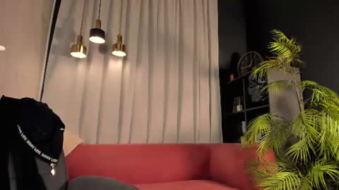 Snapshot of emmabloomm chatting on 06-24-26, 10:31 Emma online show from 06-24-26, 10:31